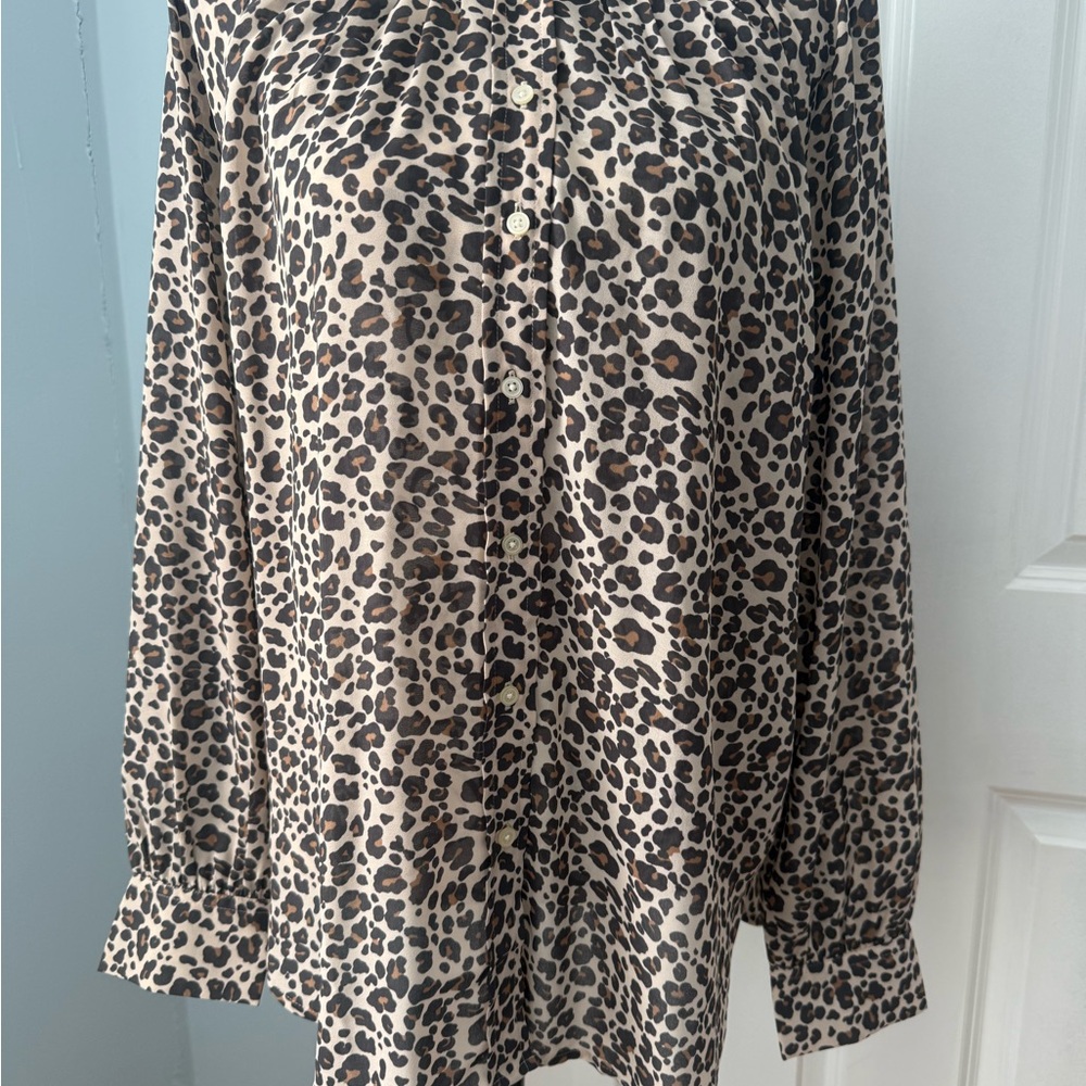 LOFT Animal Print Button-Up Blouse - Picture 4 of 4